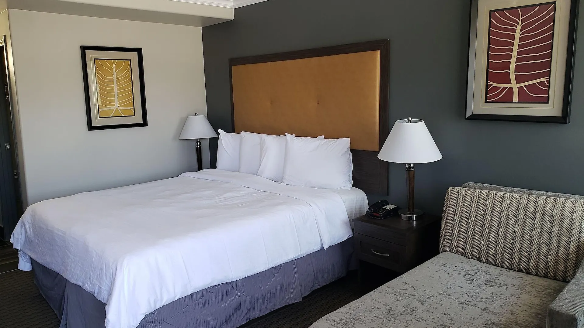 Portofino Inn Burbank